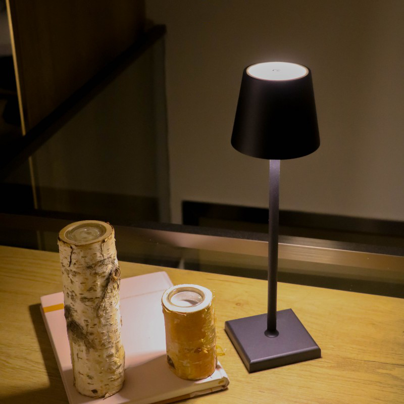 Lampe de table sans fil Aurora
